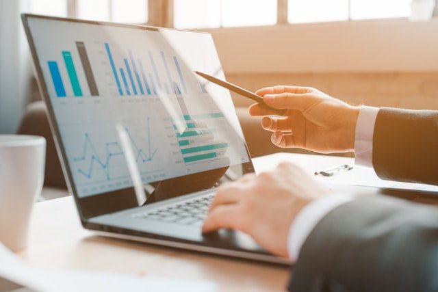 Analytics-dashboard-reporting